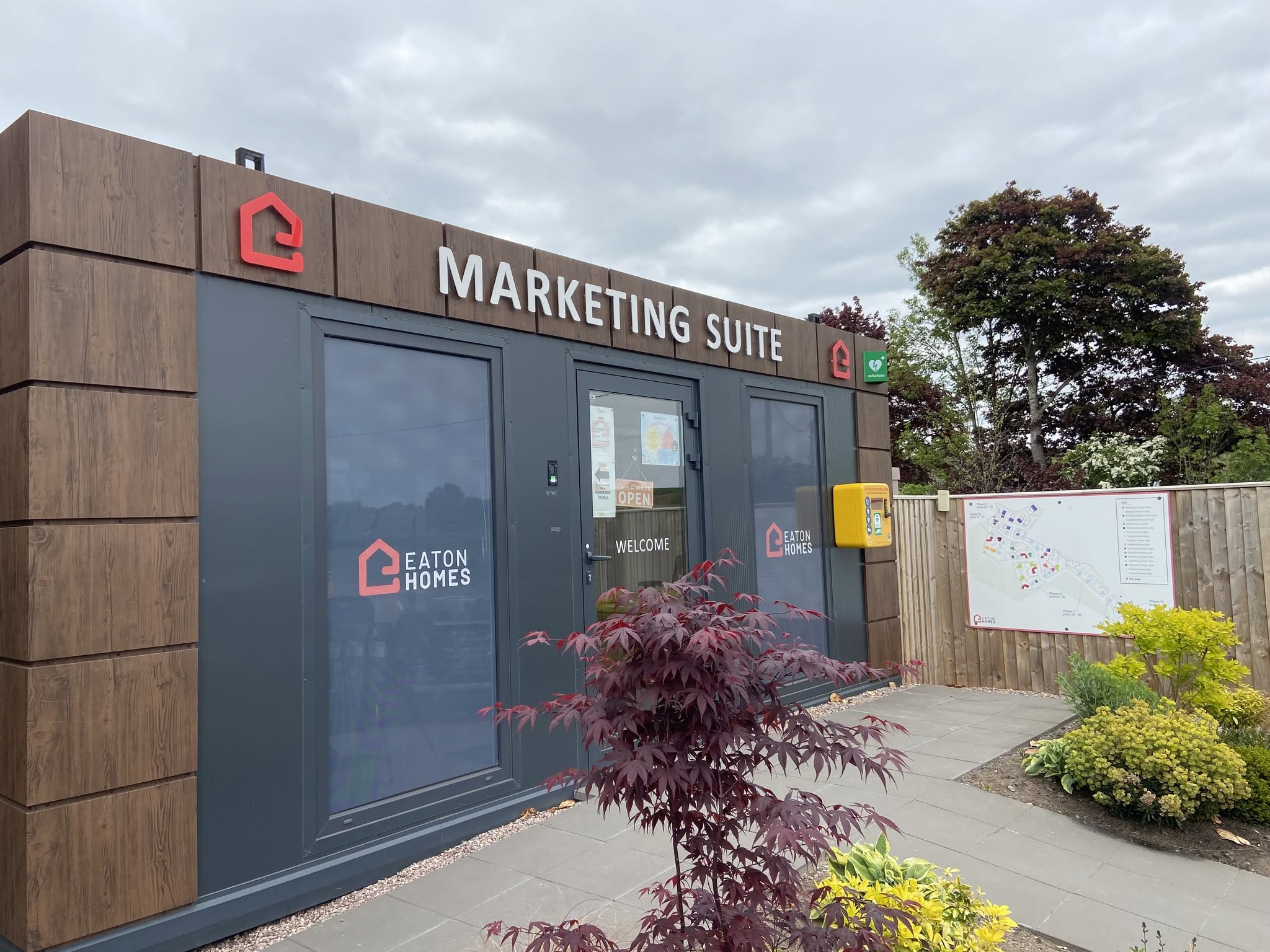 Beeston residents to benefit from new life-saving defibrillator
